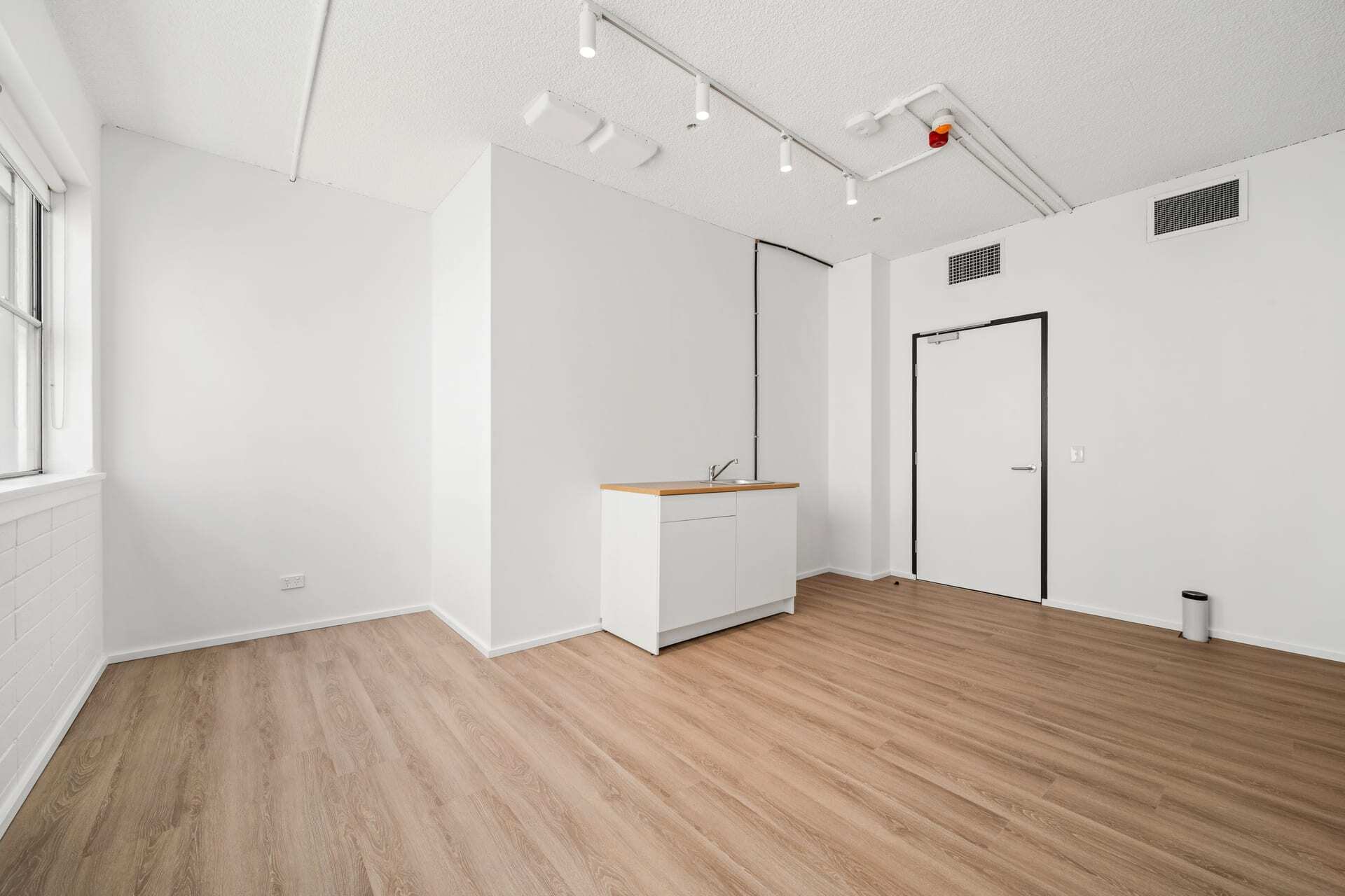 685 Pittwater Rd, Dee Why en alquiler Foto del interior- Imagen 1 de 1
