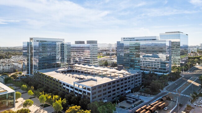 Más detalles de 4747 Executive Dr, San Diego, CA - Oficina en alquiler