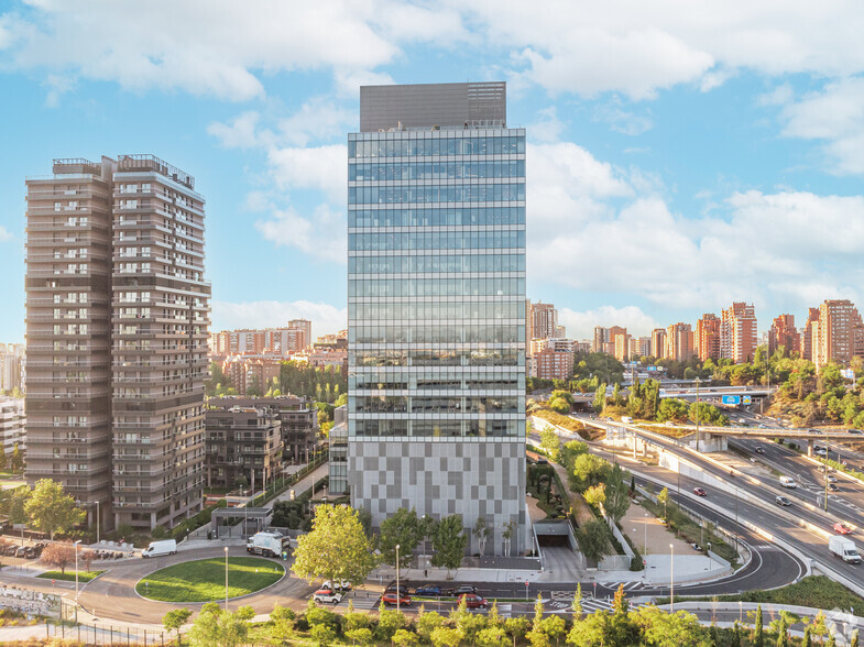 LOOM, Calle Dulce Chacón, 55, Madrid, Madrid en alquiler - Foto del edificio - Imagen 1 de 1