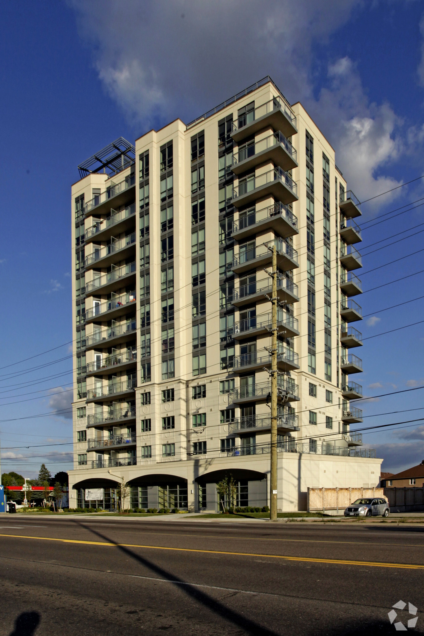 7730 Kipling Ave, Vaughan, ON en alquiler Foto principal- Imagen 1 de 8