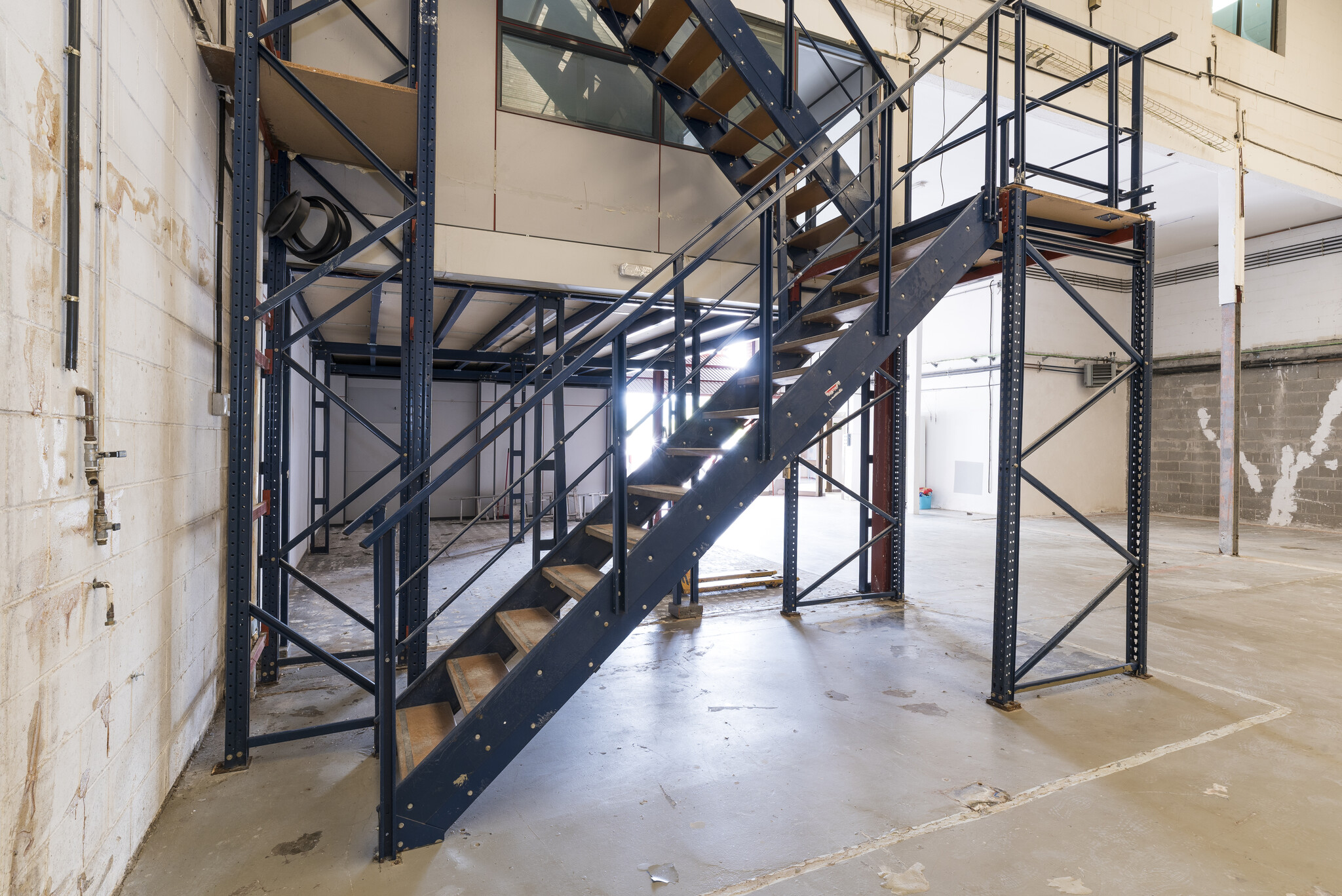 Nave en Cornellà de Llobregat, Barcelona en alquiler Foto del interior- Imagen 1 de 34