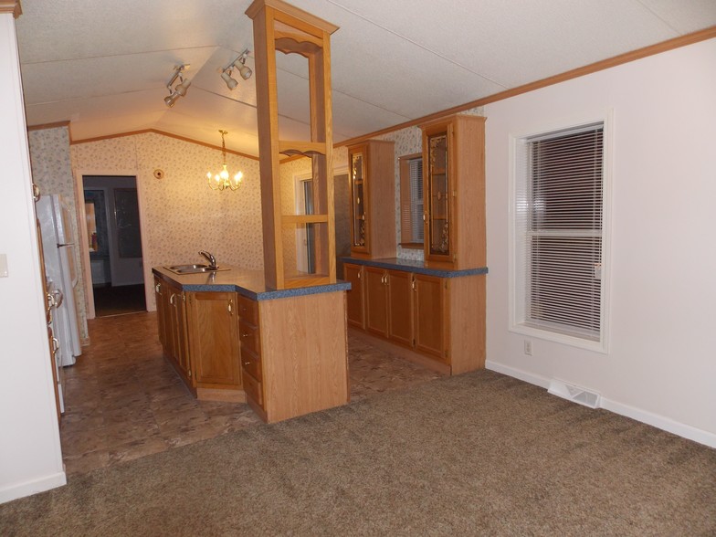 15033-15045 Dunnings Hwy, East Freedom, PA en venta - Foto del interior - Imagen 3 de 73