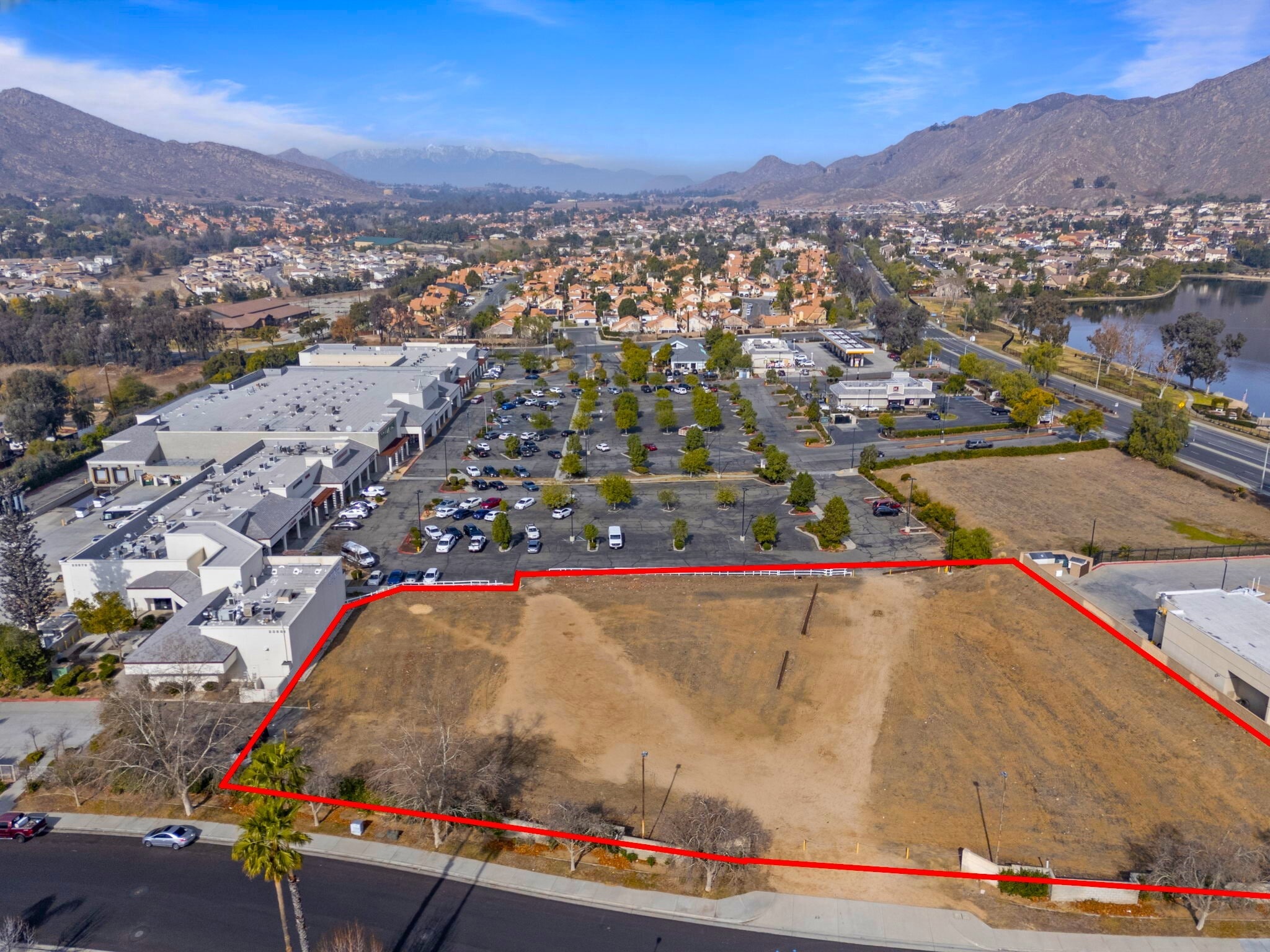 23575 Sunnymead Ranch Pky, Moreno Valley, CA en alquiler Foto del edificio- Imagen 1 de 7