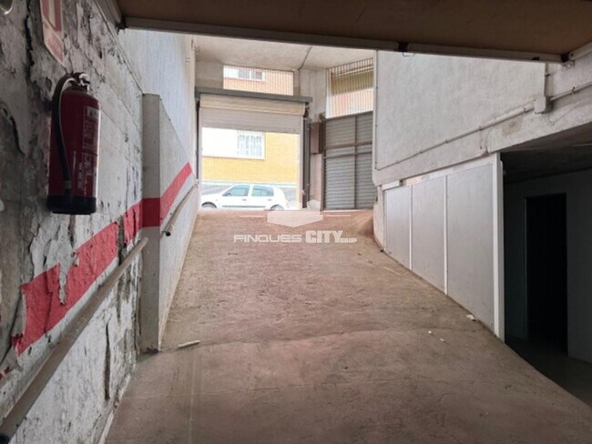Más detalles de Carrer Llevant, 4, Pineda de Mar - Edificio residencial​ en venta