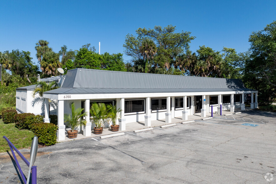 6350 Bayshore Rd, North Fort Myers, FL en venta - Foto del edificio - Imagen 1 de 31