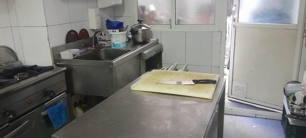 Local en Cáceres, Cáceres en alquiler - Foto del edificio - Imagen 3 de 9