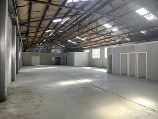 Más detalles de 2 Joyce St, Springvale - Nave en alquiler