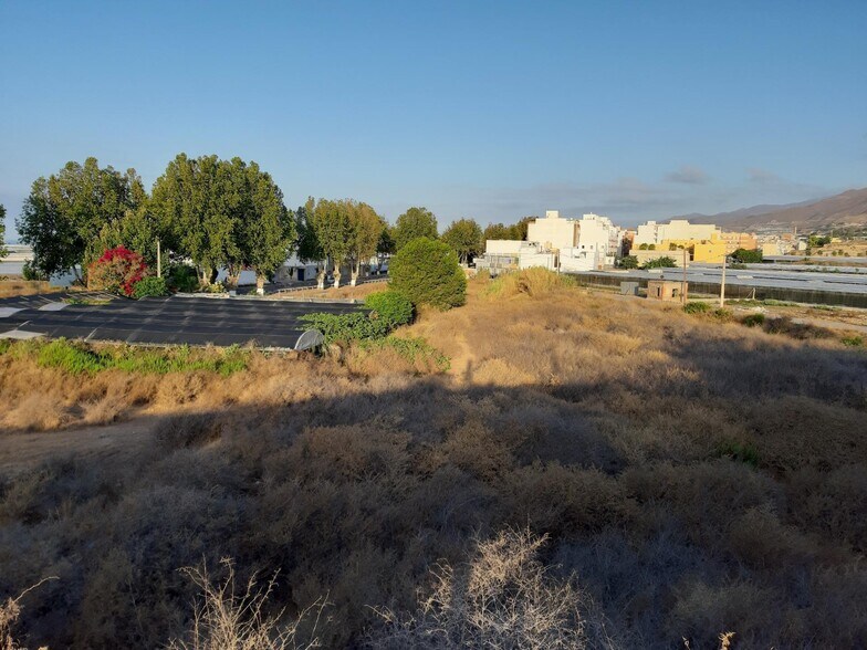 Terreno en Adra, Almería en venta - Foto principal - Imagen 3 de 6