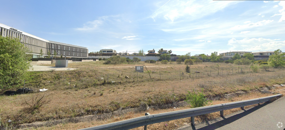 Calle el Barbero de Sevilla, 11, Majadahonda, Madrid en venta - Foto del edificio - Imagen 2 de 3