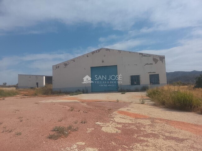 Más detalles de Nave en venta