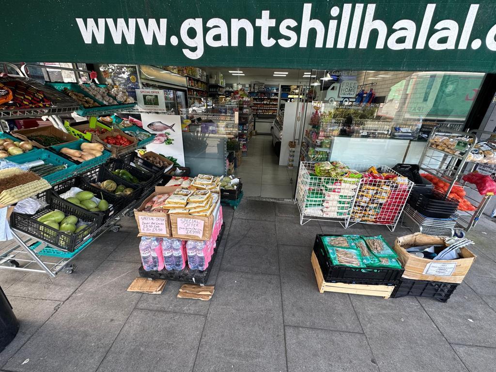 9 Woodford Ave, Ilford en venta Foto del edificio- Imagen 1 de 28