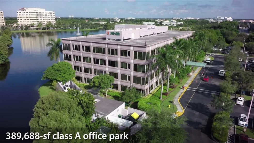 8151 Peters Rd, Plantation, FL en alquiler - Vídeo de anuncio comercial - Imagen 2 de 3