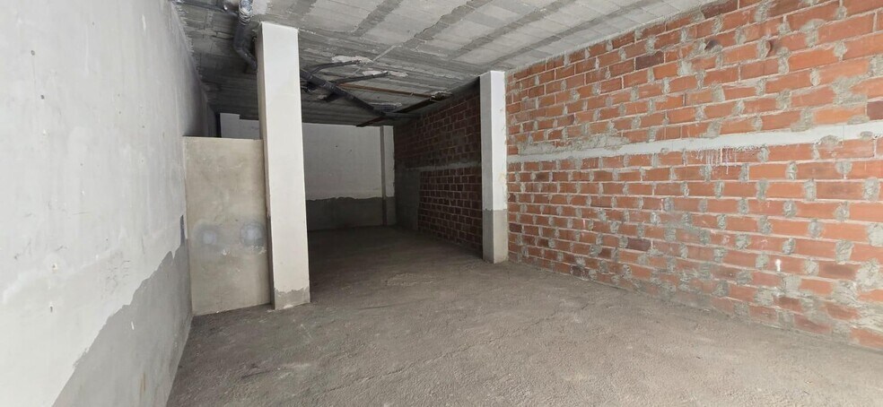 Local en Llíria, Valencia en venta - Foto del edificio - Imagen 3 de 6
