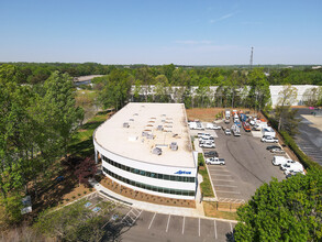 5930 Northwoods Business Pky, Charlotte, NC - VISTA AÉREA  vista de mapa - Image1