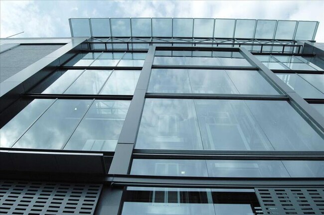 Más detalles de De Hytasa, Sevilla - Oficina en venta