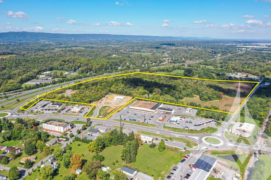 54 Acres Immediately Off I-81, Inwood, WV en venta - Foto del edificio - Imagen 2 de 6