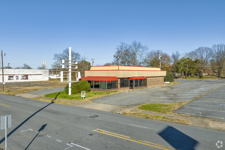 1205 S Main St, Pine Bluff, AR en alquiler - Foto del edificio - Imagen 3 de 8