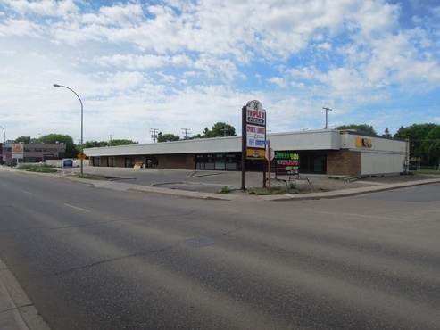 700 Victoria Av, Regina, SK en alquiler - Foto del edificio - Imagen 1 de 10