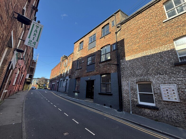 8 Cheapside, Wakefield en alquiler - Foto del edificio - Imagen 2 de 3