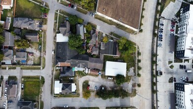 1206 Brooks St, Houston, TX - VISTA AÉREA  vista de mapa - Image1