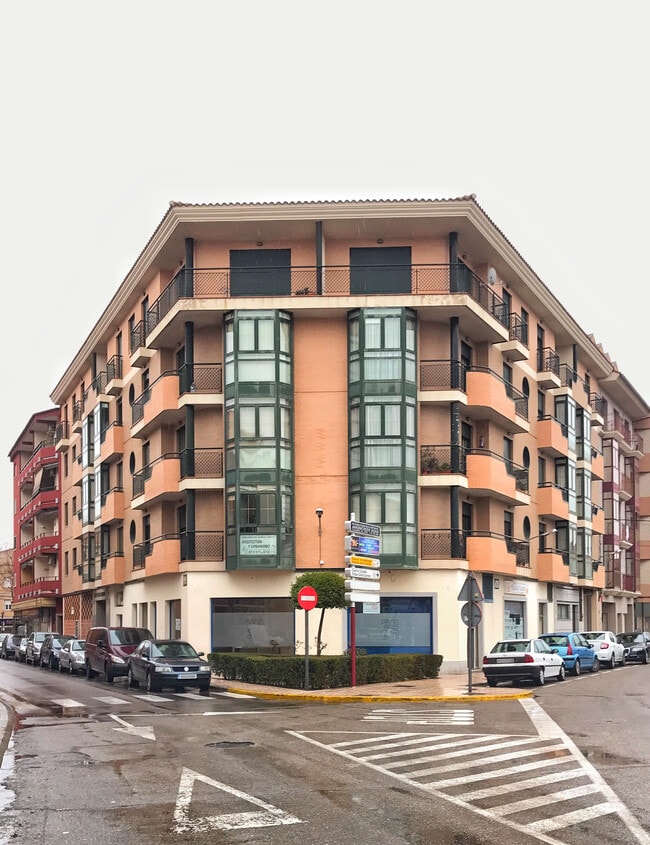 Más detalles de Calle Cirilo Montero, 3, Torrijos - Edificio residencial​ en venta