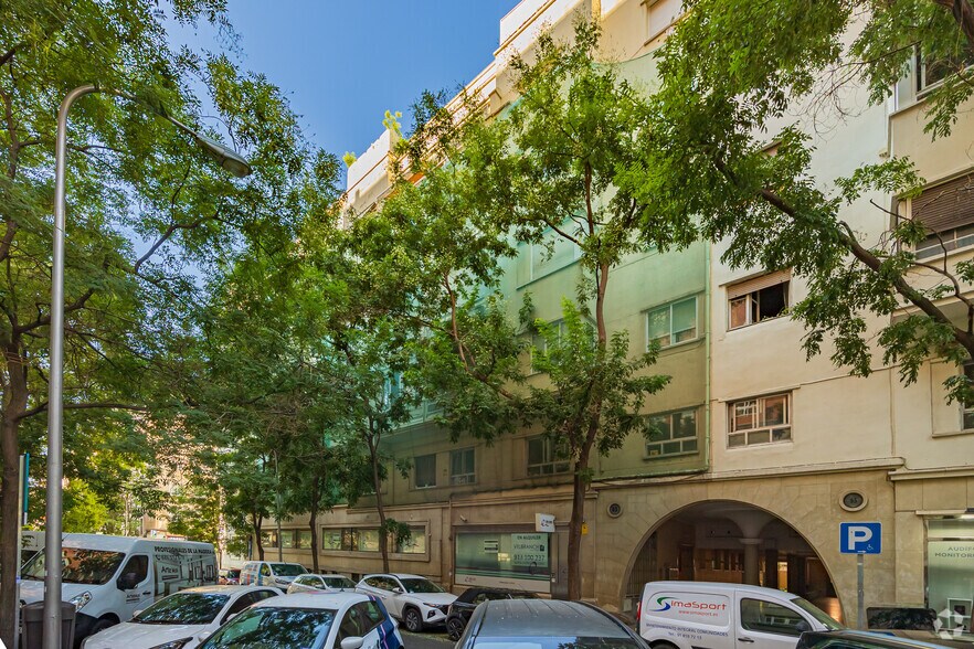 Calle General Díaz Porlier, 93, Madrid, Madrid en alquiler - Foto del edificio - Imagen 2 de 5