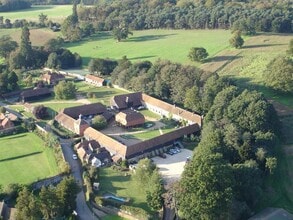 Peper Harow, Godalming, SRY - Aérea  vista de mapa