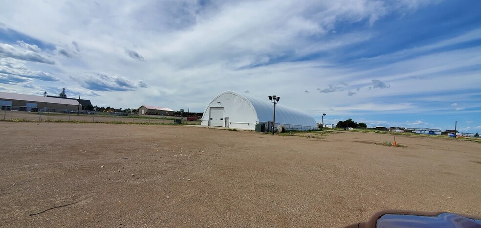 8116 61st St NW, Stanley, ND en venta - Foto del edificio - Imagen 3 de 16