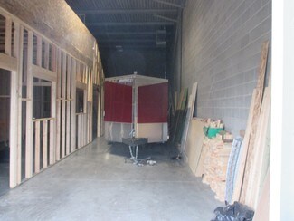 Más detalles de 4807 32nd St SE, Calgary, AB - Nave en alquiler