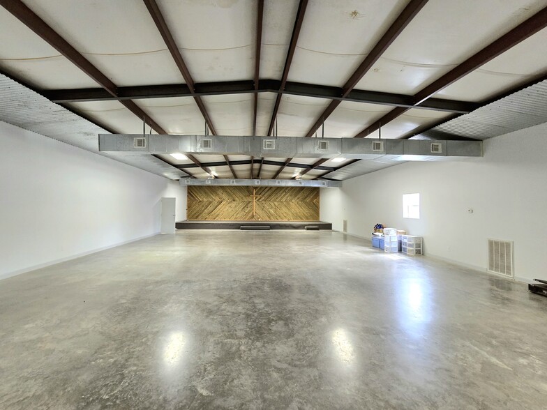 805 County Road 331, Cleveland, TX en venta - Foto del edificio - Imagen 3 de 7