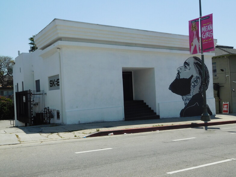 1952 N Cahuenga Blvd, Los Angeles, CA en alquiler - Foto del edificio - Imagen 1 de 74