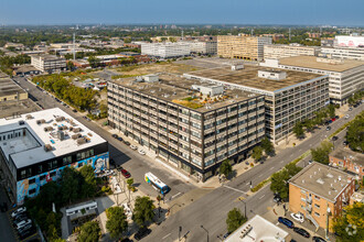 9319-9323 Av De L'esplanade, Montréal, QC - VISTA AÉREA  vista de mapa