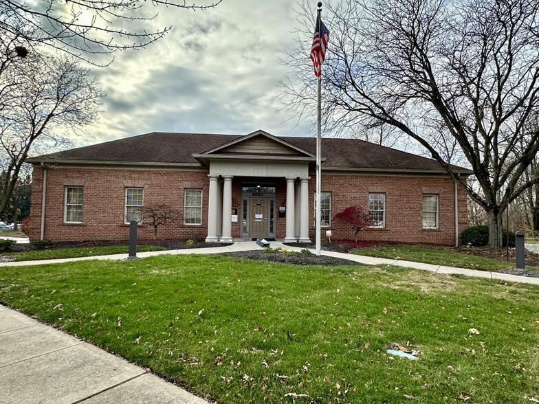 4261 Morse Rd, Columbus, OH en alquiler - Foto del edificio - Imagen 1 de 36