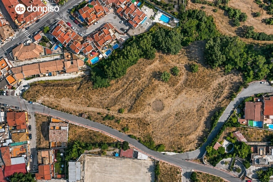 Cuesta de Víznar, 1, Alfacar, Granada en venta - Vista aérea - Imagen 2 de 25