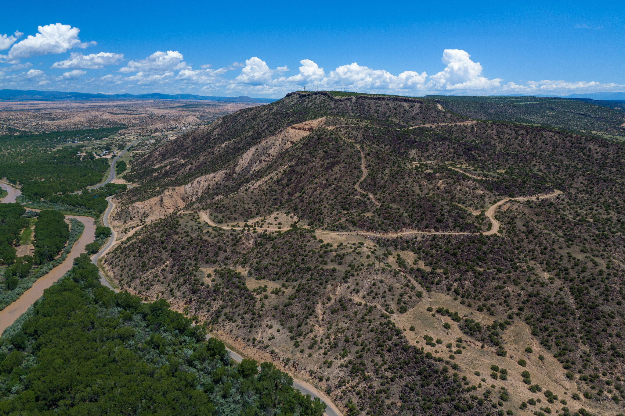 County Road 55, Hernandez, NM en venta Vista aérea- Imagen 1 de 21