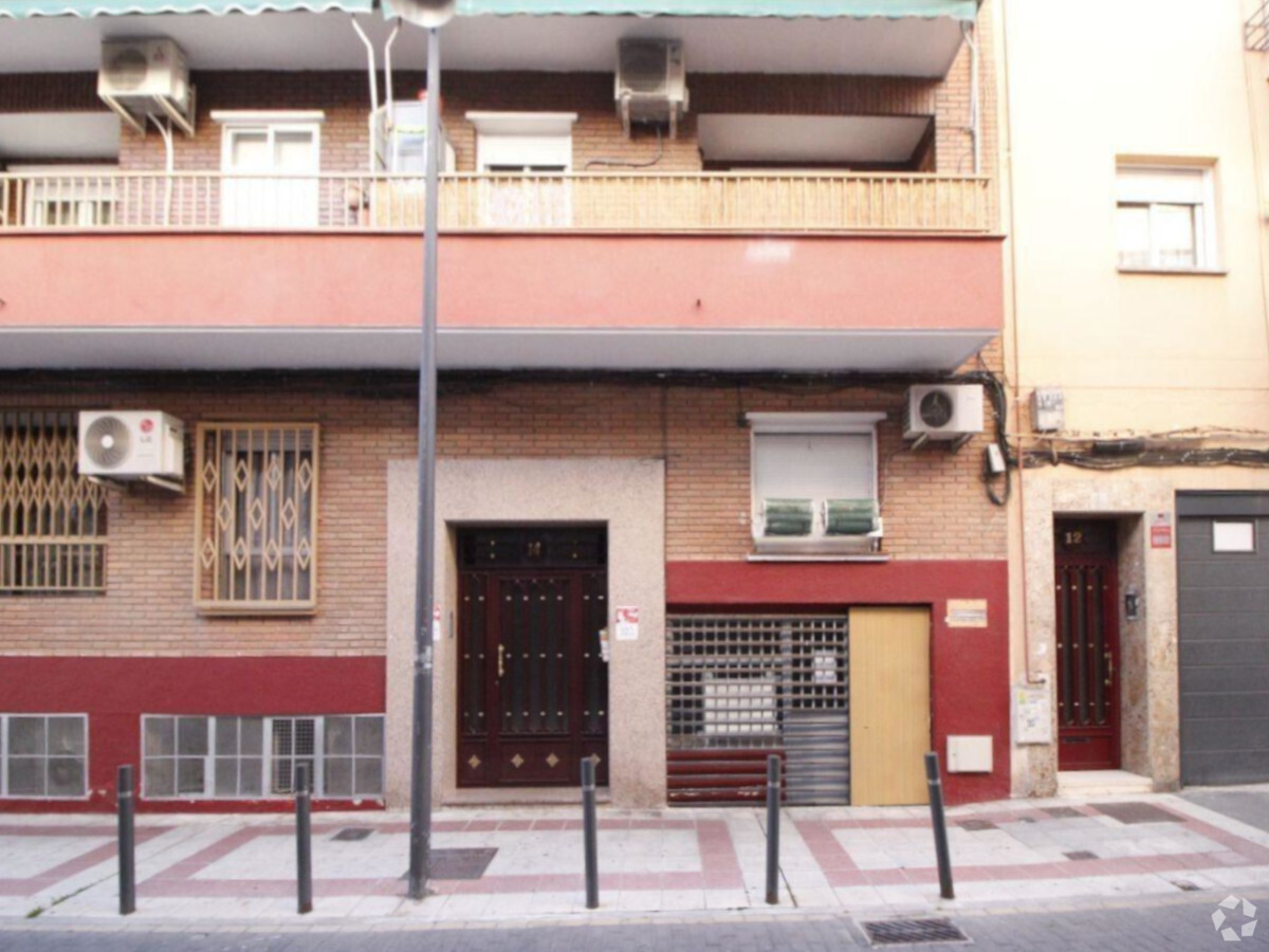 Calle el Salvador, 14, Getafe, MAD 28904 - Unidad Puerta 01, Esc. 1 -  - Foto del interior - Image 1 of 18