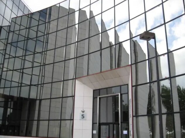 5 Place Copernic, Évry en alquiler Foto principal- Imagen 1 de 2