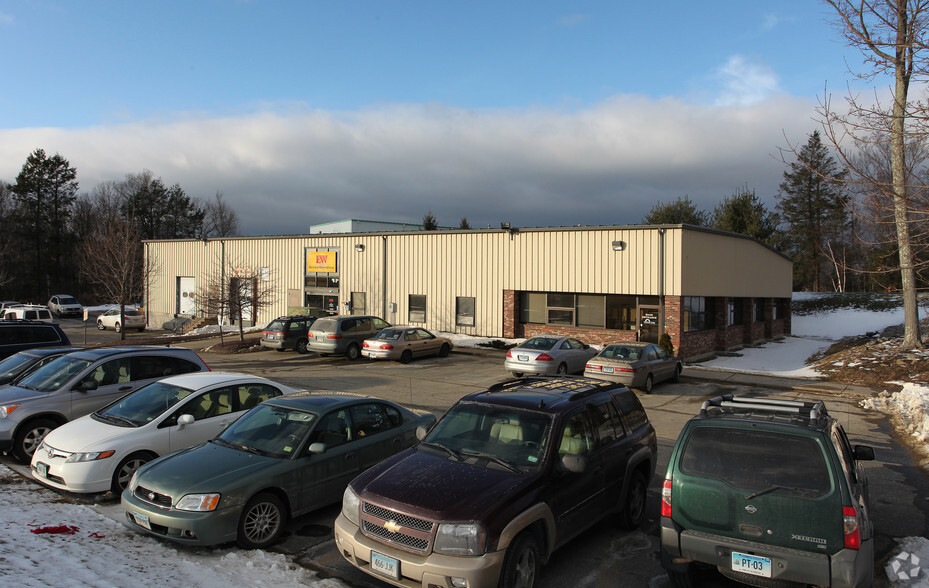 100 Commercial Blvd, Torrington, CT en alquiler - Foto principal - Imagen 1 de 5