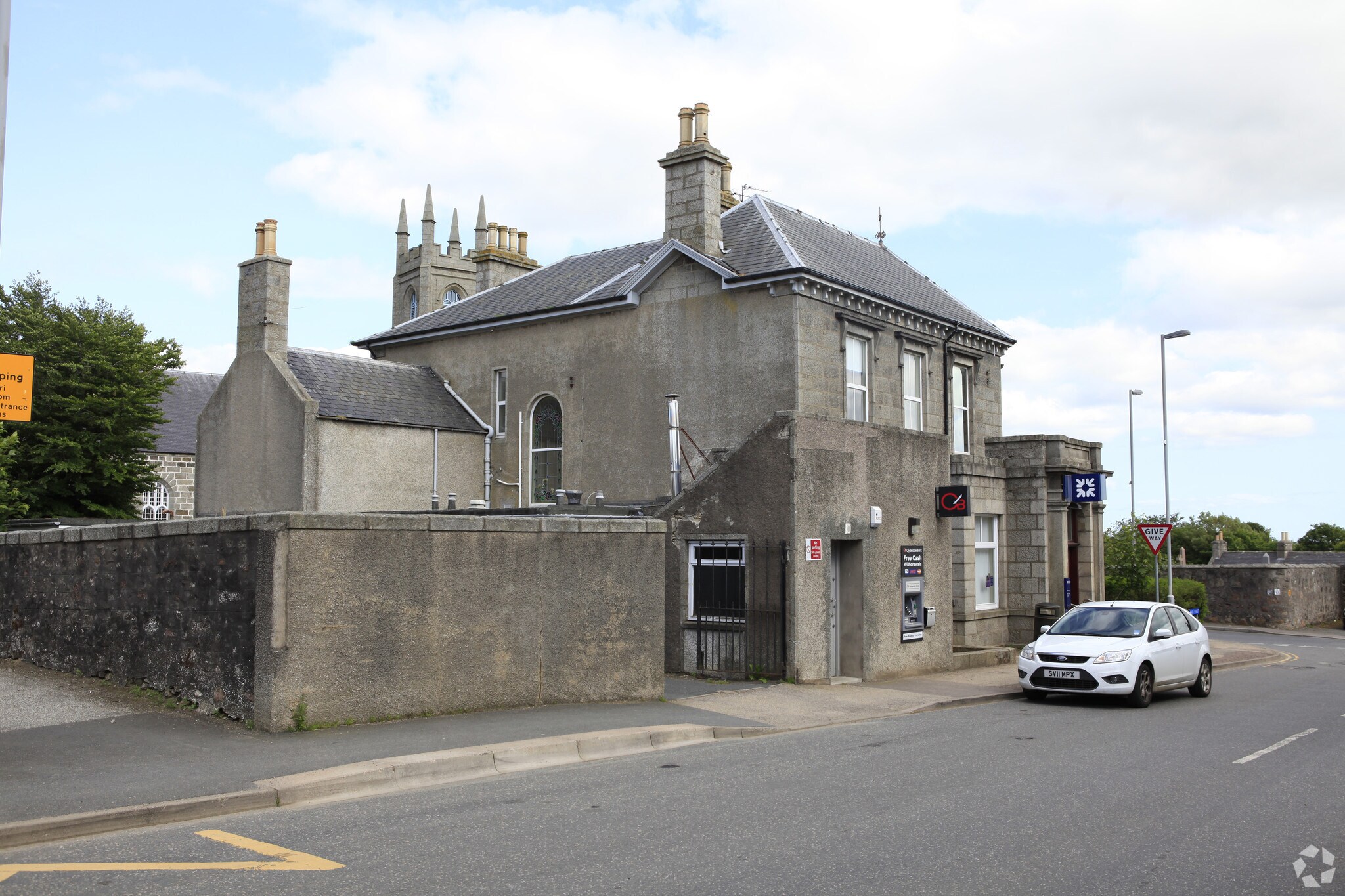 2 Main St, New Deer en venta Foto principal- Imagen 1 de 3