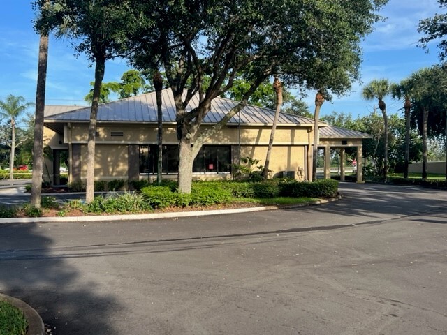 12399 Sheridan St, Pembroke Pines, FL en venta - Foto del edificio - Imagen 2 de 4