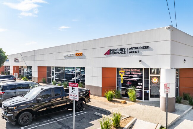 Más detalles de 600 S Grand Ave, Santa Ana, CA - Oficina, nave en alquiler