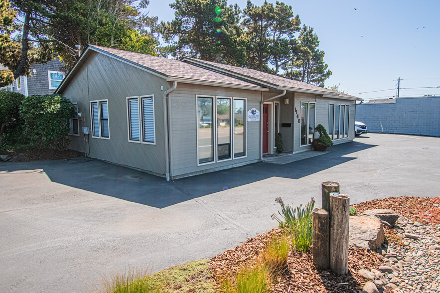 1140 NE Highway 101, Lincoln City, OR en venta - Foto principal - Imagen 1 de 26