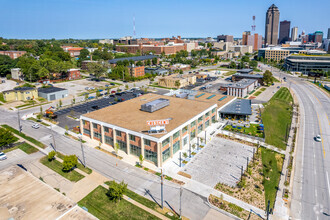 555 17th St, Des Moines, IA - VISTA AÉREA  vista de mapa - Image1