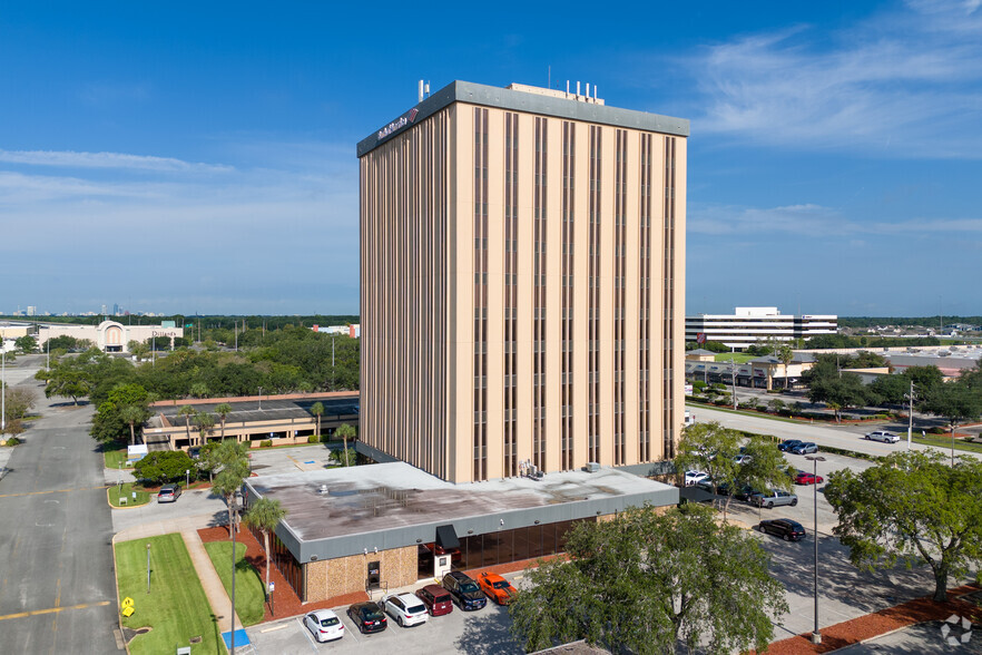 9550 Regency Square Blvd, Jacksonville, FL en alquiler - Foto del edificio - Imagen 3 de 11