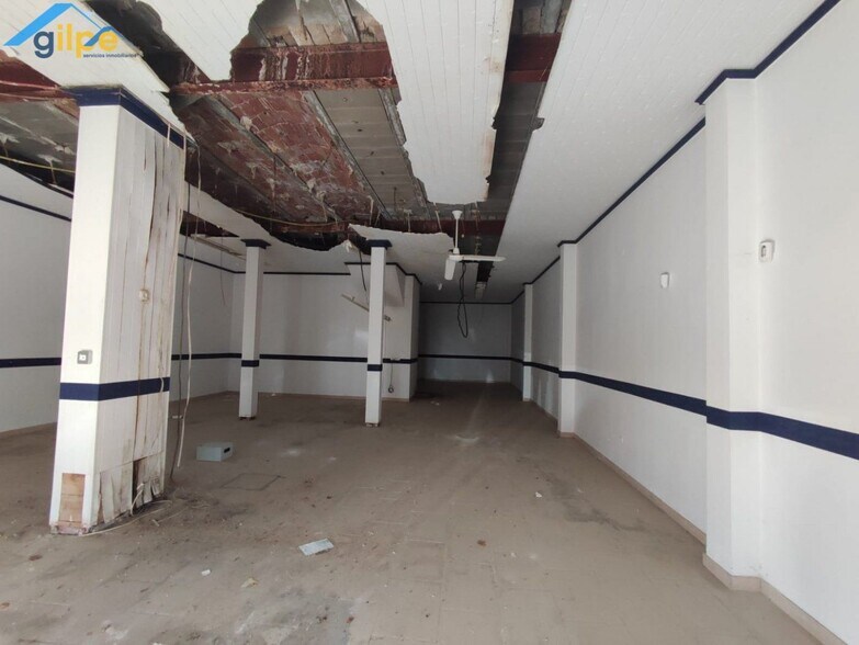 Local en La Rinconada, Sevilla en venta - Foto del edificio - Imagen 3 de 8