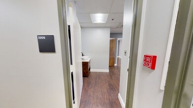 7777 Leesburg Pike, Falls Church, VA en alquiler Foto del interior- Imagen 1 de 6