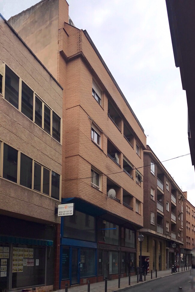 Más detalles de Calle de la Cerería, 10, Talavera de la Reina - Edificio residencial​ en venta
