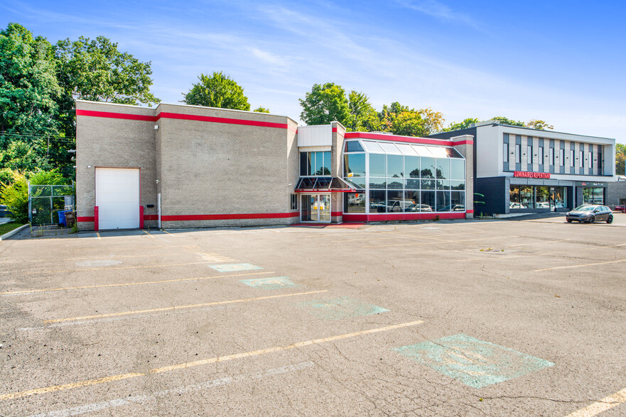 251 Boul Brien, Repentigny, QC en alquiler - Foto del edificio - Imagen 3 de 20