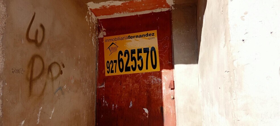 Local en Cáceres, Cáceres en venta - Foto del edificio - Imagen 2 de 3