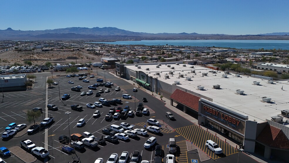 1795 Kiowa Ave, Lake Havasu City, AZ en venta - Foto del edificio - Imagen 2 de 9